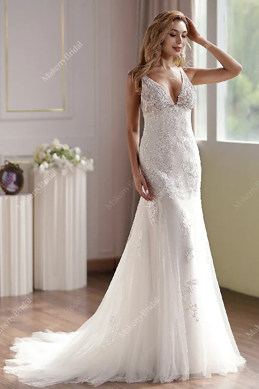 Lace Applique Tulle V-Neck Mermaid Wedding Gown Satin Lace Gown