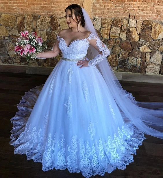 plus size white wedding dress ball gown long sleeve lace appliqué beaded elegant cheap bridal dresses 2021 Beaded Wedding Gown