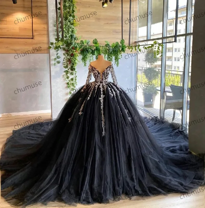 Black Ball Gown Quinceanera Dresses Off Shoulder Long Sleeve Lace Appliques Prom Dress